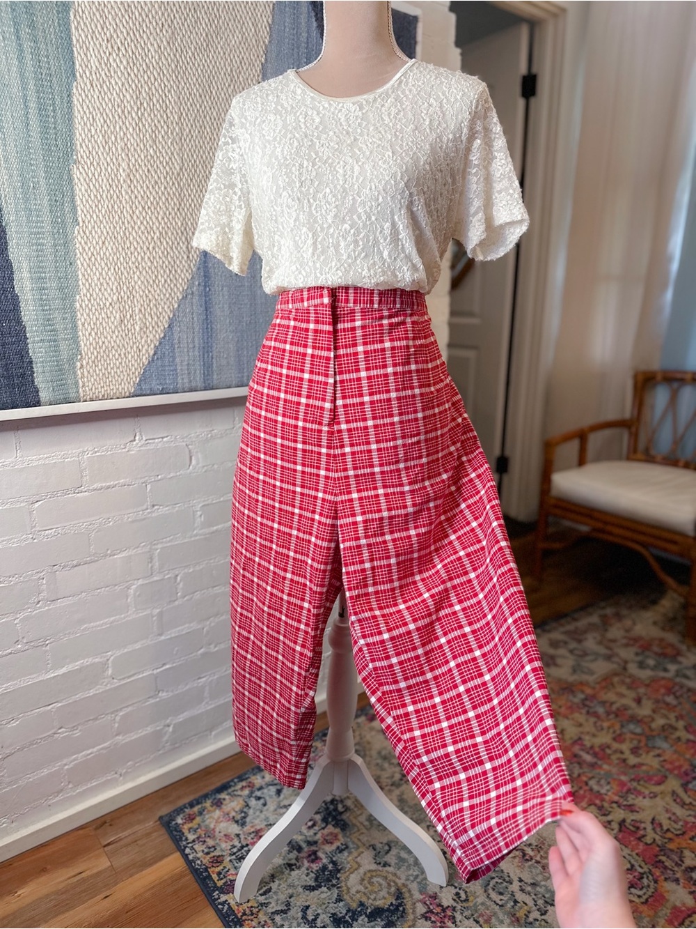 Casual Corner Annex Red Gingham Cropped Pants